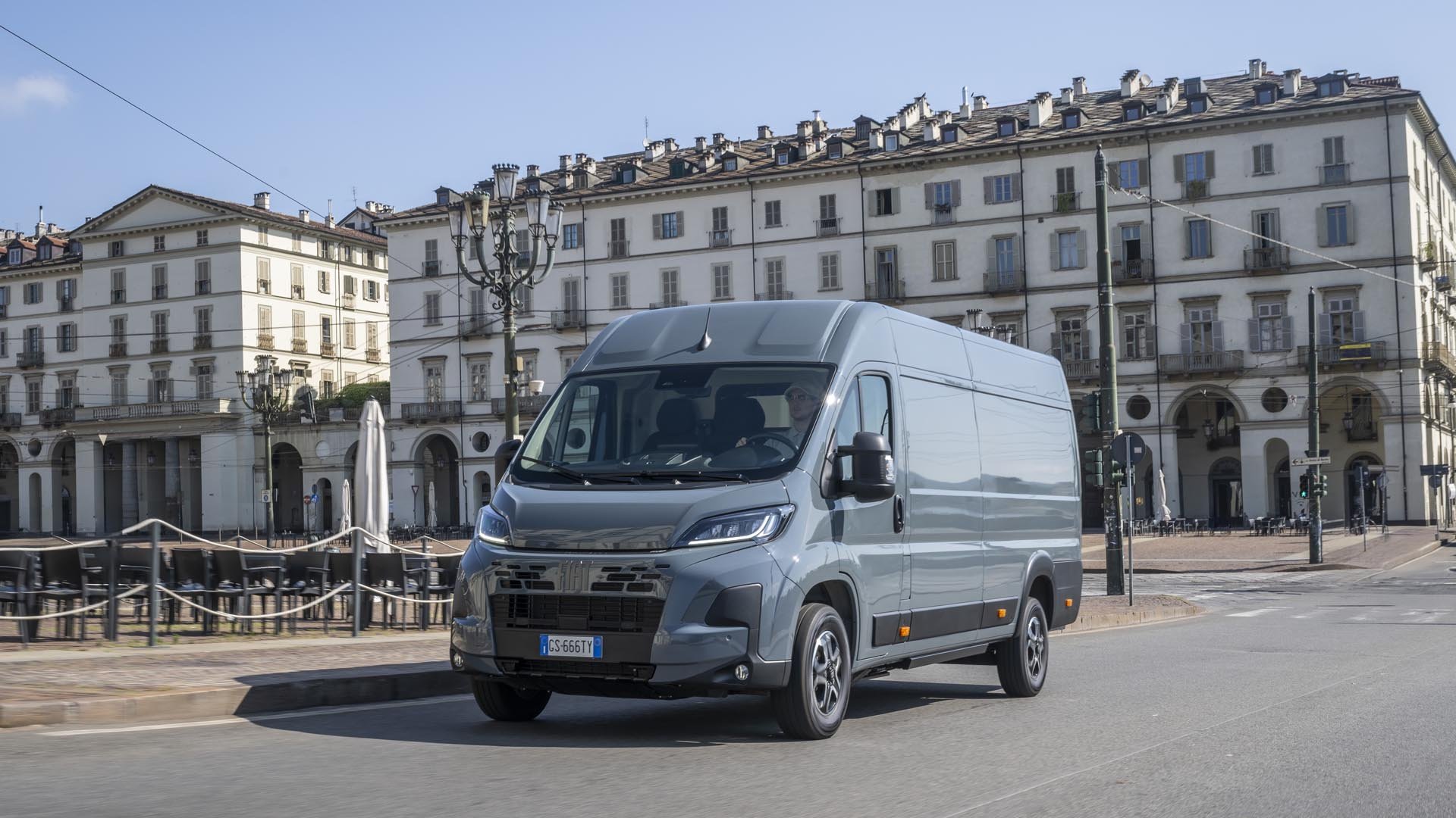 FIAT Ducato Cargo Box BEV 