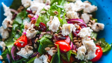 За вкус и здраве: Кои ядки и сушени плодове е добре да се изкисват преди готвене