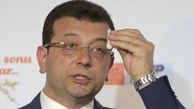 Задържаният кмет на Истанбул Екрем Имамоглу получи присъда от една