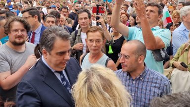 МВнР с позиция срещу присъствието на германския посланик Ирене Мария Планк на протеста в София