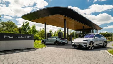 Клиентите на Porsche ще зареждат навсякъде с едно приложение и една карта