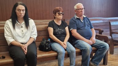 Димитър и Росица Перчемлиеви обвиняеми за нелегалната цигарена фабрика в