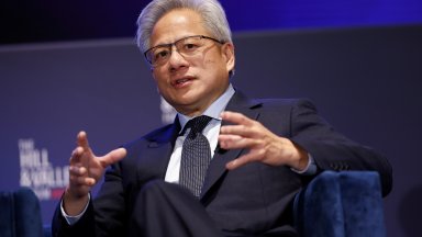 Nvidia е готова да сподели 15% от приходите със САЩ, за да доставя Blackwell в Китай 