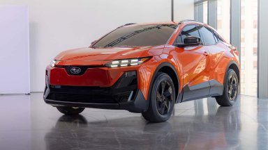 Новото Subaru Uncharted залага на ток и предно предаване