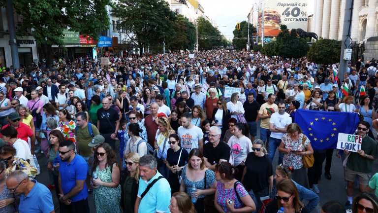 Протести в подкрепа на варненският кмет  Благомир Коцев се провеждат в София и Варна 