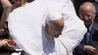 Папа Лъв Четиринадесети отново настоя за незабавно прекратяване на огъня