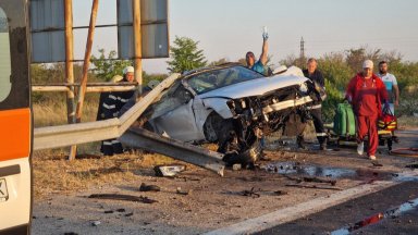 Тежка катастрофа е станала тази сутрин на магистрала Марица малко