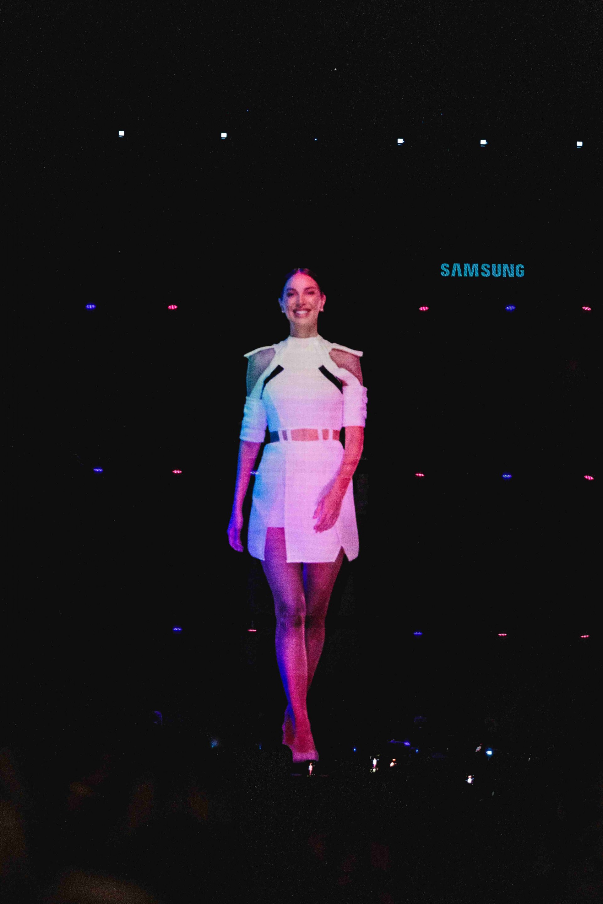 Samsung организира грандиозно модно шоу в сърцето на София