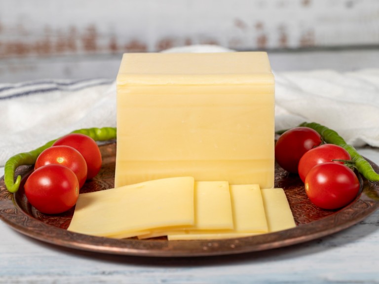 В кутия или в плик: Как да съхраняваме кашкавала правилно