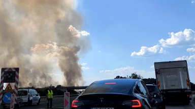 След големия пожар и километричната тапа: Пуснаха движението по АМ "Тракия"