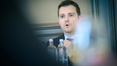 Външният министър на РСМ обяви условията за решаване на "българския въпрос"