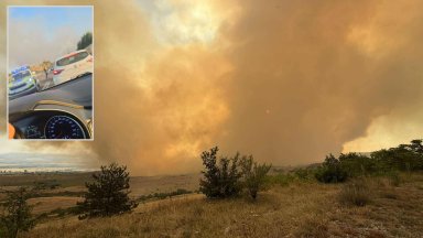 Голям пожар се разгоря и край Сливница и Костинброд, затвориха пътя за София (видео)
