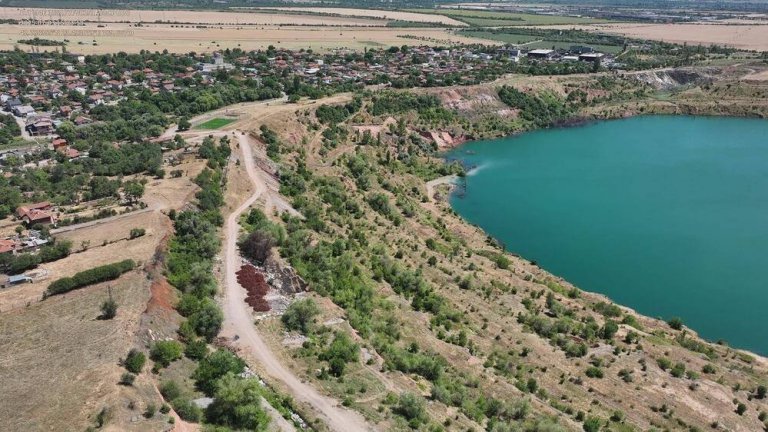 Свлачище в район "Кремиковци", от Столична община искат мандат за разрешаване на проблема 