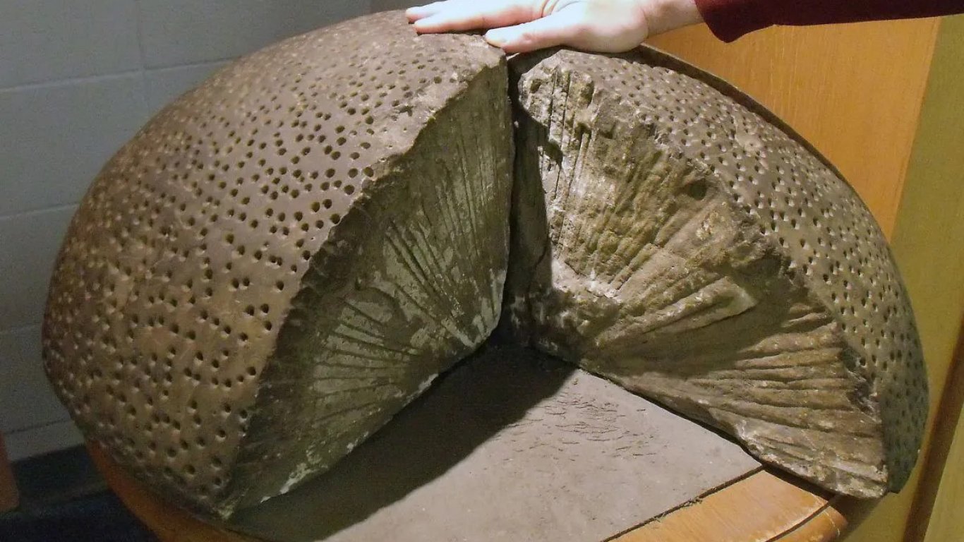 Мистерията на една полусфера и скалата чудо за науката