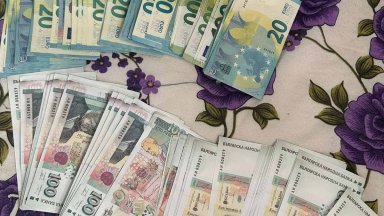 С помощта на "Сикрет сървис" разбиха банда за фалшиви пари у нас с руски тартор (снимки)