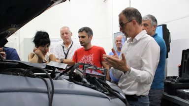 Академията на BMW обучава учители в България за втори път