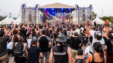 От Гребната база до небето - музиката на HILLS OF ROCK 2025 изстреля фестивалното лято на макс