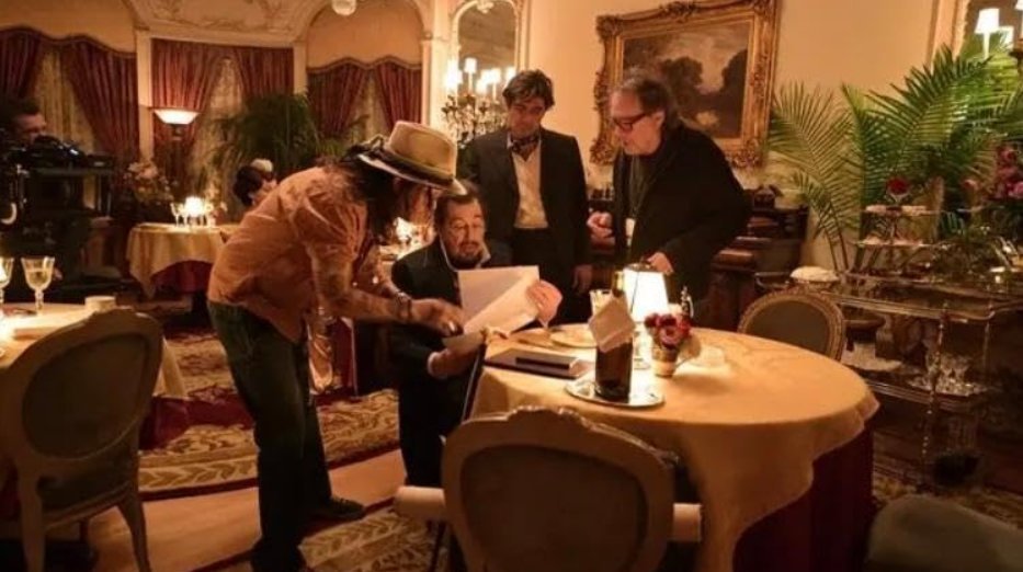 Моди: Три дни на крилете на лудостта