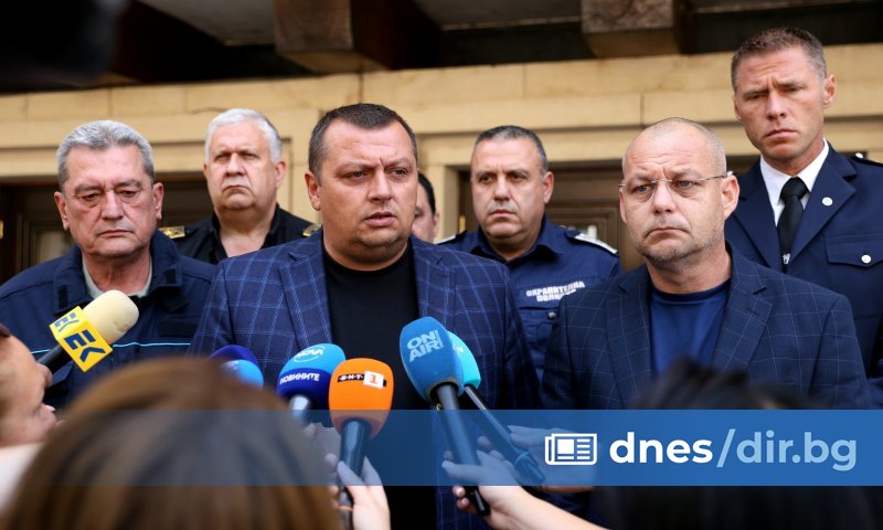 Четири са местата, представляващи особен интерес за щаба - пожарът