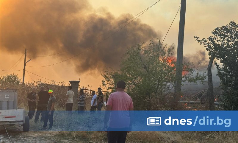 3500 са пожарите у нас през юли - с 20%