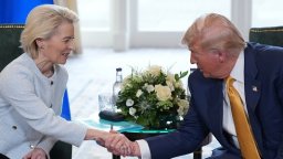 Обещания без покритие: ЕС пое почти неизпълними ангажименти към САЩ