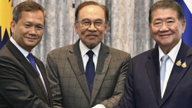 Лидерите на Тайланд и Камбоджа са се споразумели за незабавно