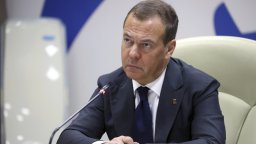 Медведев: Президентът на САЩ Тръмп "си играе на ултиматуми" с Русия, може да доведе до война  
