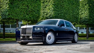 Rolls-Royce представи три цветни специални издания за Китай
