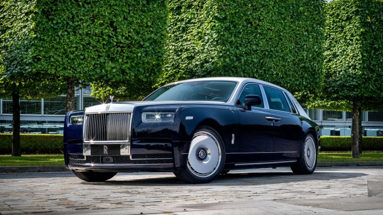 Rolls-Royce представи три цветни специални издания за Китай