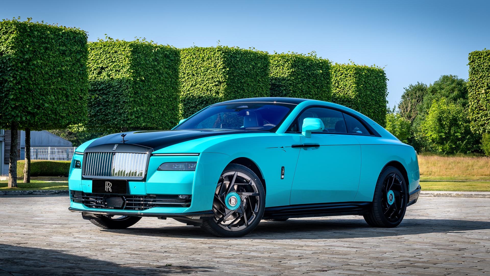 Rolls-Royce Spectre Black Badge 