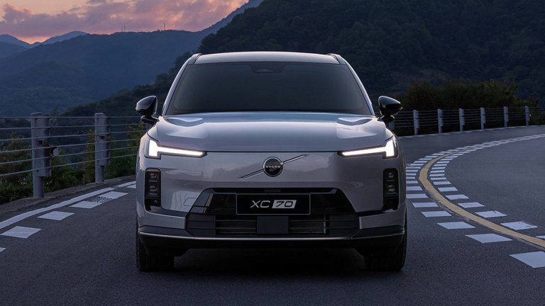 Новото Volvo XC70 се готви да излезе на пазара в Китай