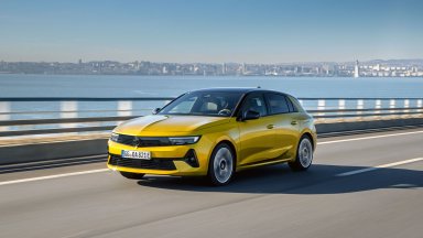 Opel Astra plug-in хибрид получи по-голям пробег на ток и нов автоматик