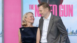 Памела Андерсън за връзката си с Лиъм Нийсън: Харесваме се 