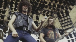 Почина първият фронтмен на Iron Maiden Пол Марио Дей