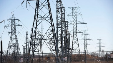 Голям пожар вследствие на умишлен палеж е оставил хиляди жители