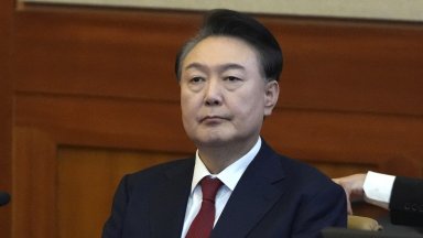 Южнокорейски съд одобри заповед за арест на сваления от власт президент