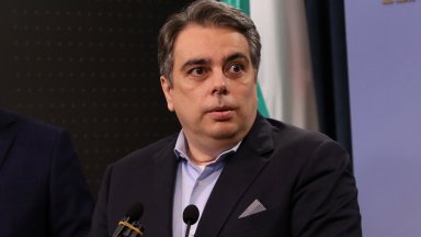 Асен Василев за напускането на зам.-кмета на СО: Терзиев сам избира екипа си 