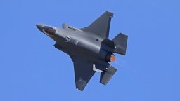 Изтребител F-35 се разби край военноморската база "Лемур" в Калифорния