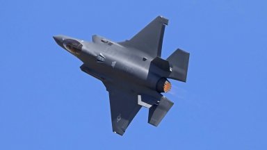 Изтребител F-35 се разби край военноморската база "Лемур" в Калифорния