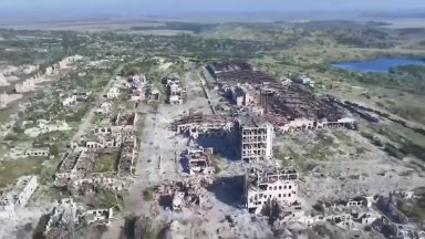 След месеци на в малкия град Часов Яр в Донецка