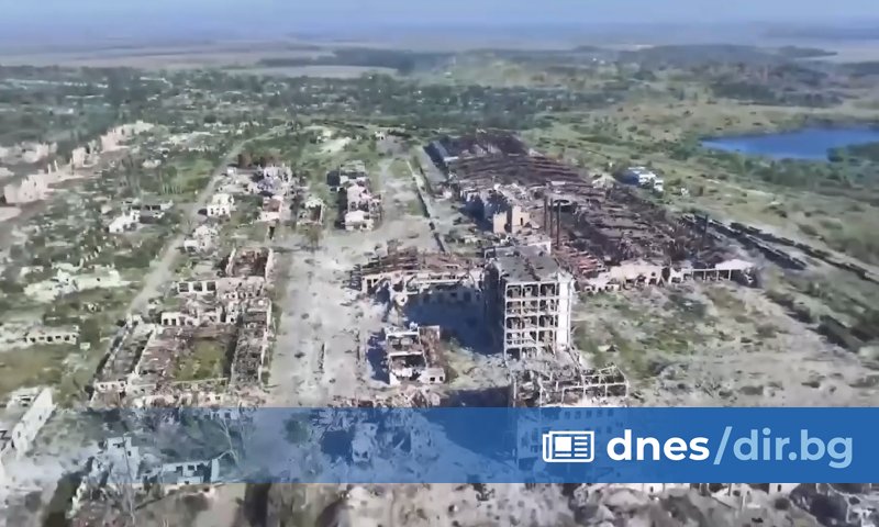 След месеци на в малкия град Часов Яр в Донецка