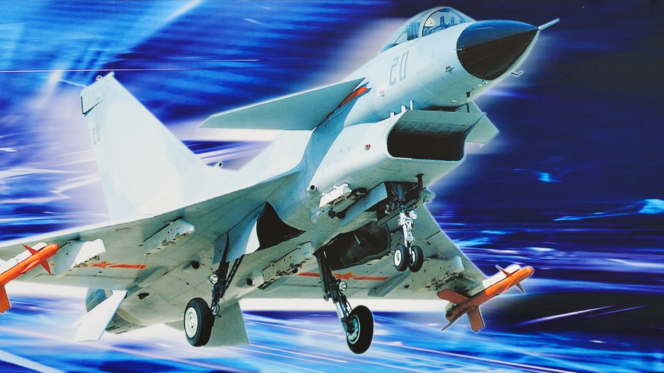 Иран иска да купи китайски изтребители J-10C