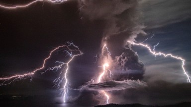 Световната метеорологична организация СМО съобщи за мегамълния с дължина 829