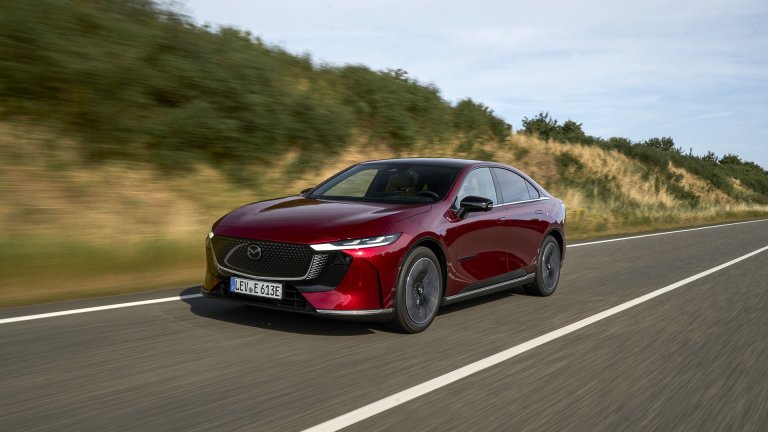 Новата Mazda 6 идва у нас през септември на атрактивна цена (снимки)