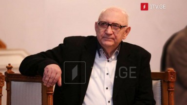 Почина грузинският кинорежисьор Елдар Шенгелая