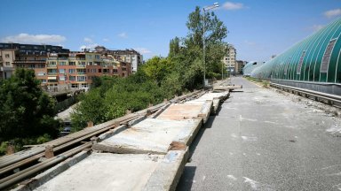 Ключовата за трите столични квартала Младост Мусагеница и Дървеница улица