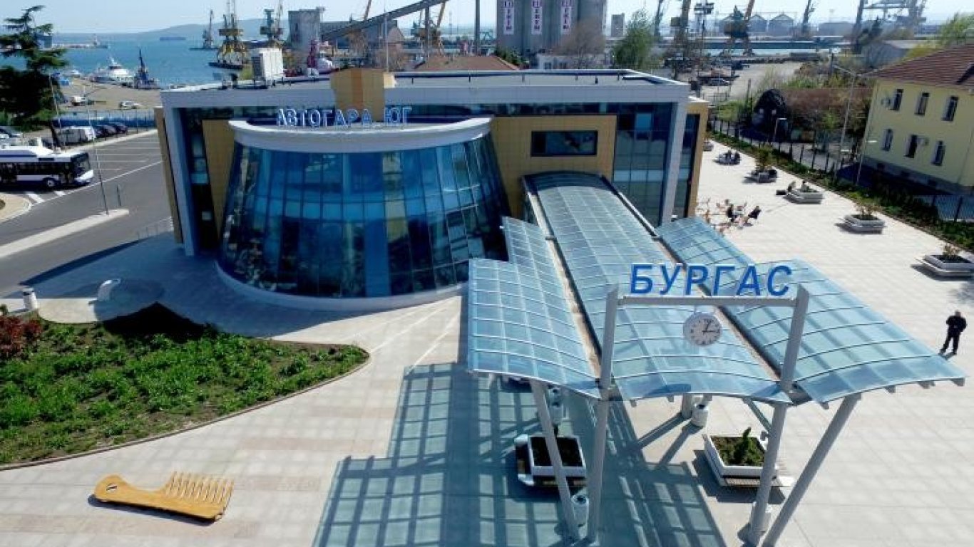 Бургасбус обяви промени в работното време на касовите салони за празниците