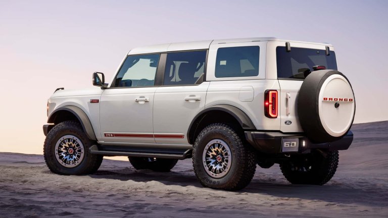Ford изтегля над 565 000 броя от Bronco заради риск от пожар в двигателя