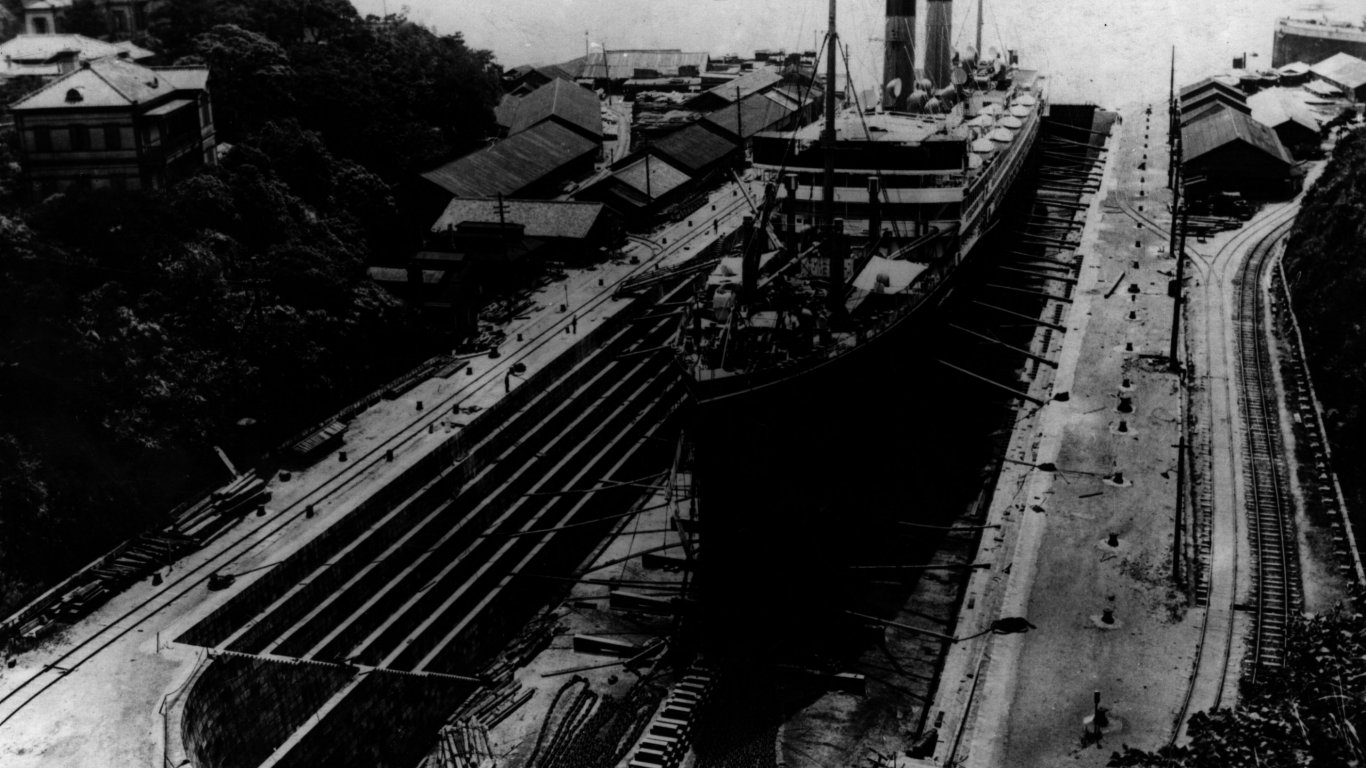  Корабостроителницата в Нагасаки на 8 август 