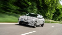 Kia EV4 премина успешно 120 000 км по европейските пътища и на пистата